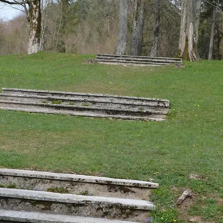 Apartma Nika Planina (Notranjska)