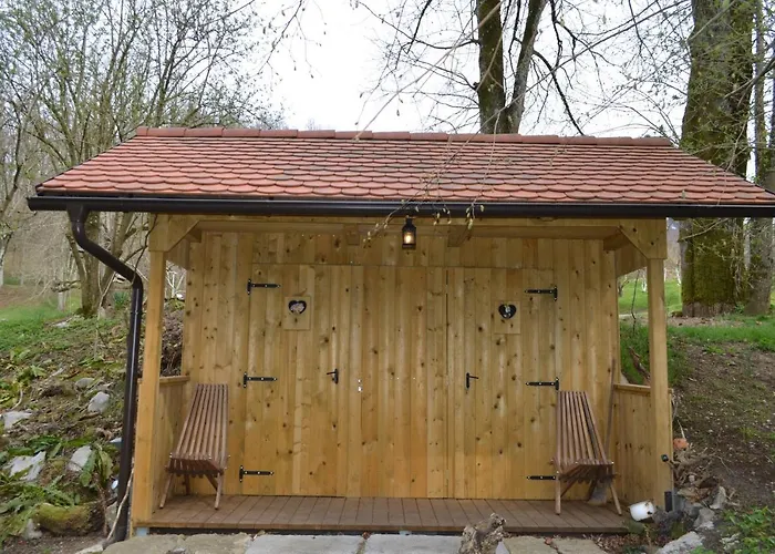 Apartma Nika * Planina (Notranjska)